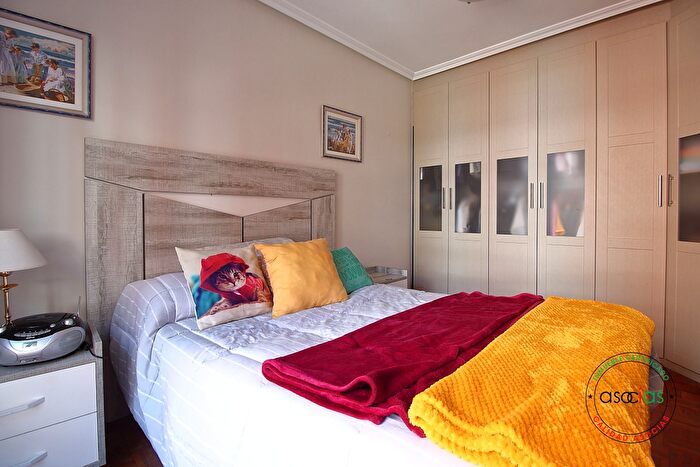 Casas en venta y pisos alquiler - 2