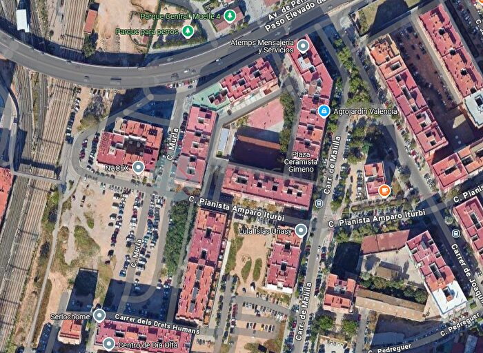 Casas en venta y pisos alquiler - 3