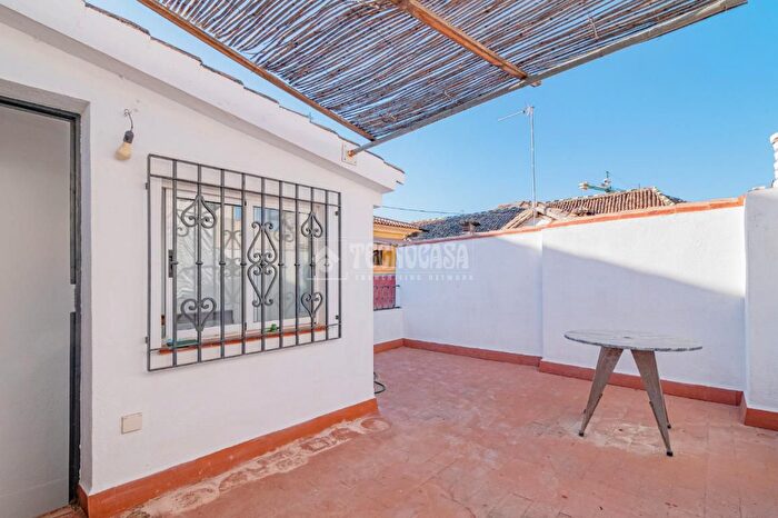 Casas en venta y pisos alquiler - 1