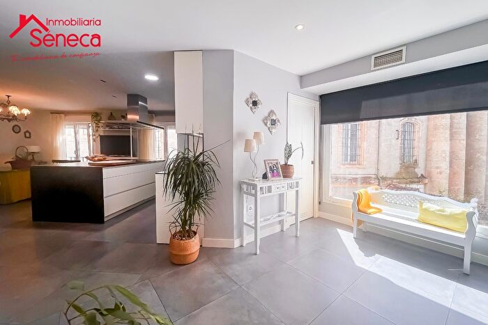 Piso en venta en Centro, Sta Marina San Andrés San Pablo San Lorenzo de 4 habitaciones