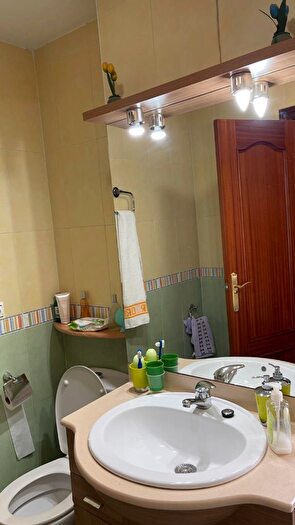 Casas en venta y pisos alquiler - 3