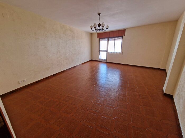 Piso en venta en Fernánnúñez, Córdoba de 5 habitaciones