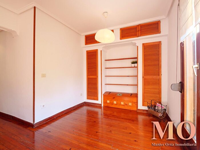Casas en venta y pisos alquiler - 2