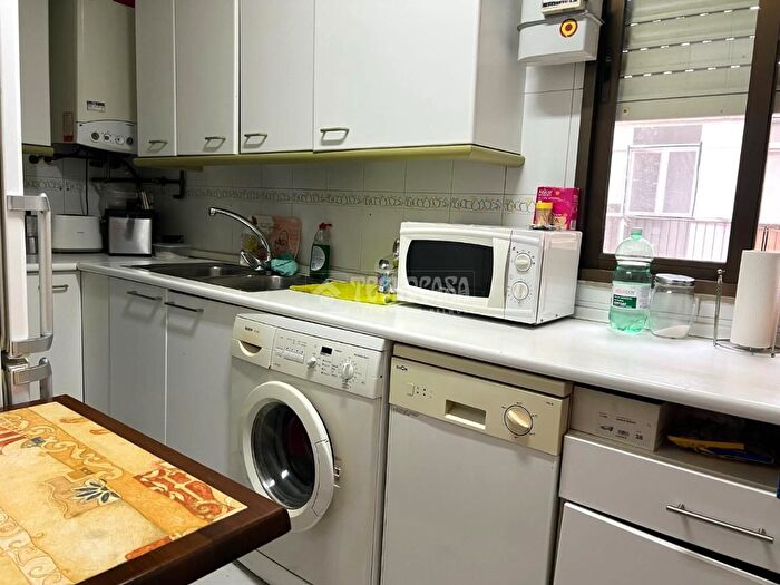 Casas en venta y pisos alquiler - 1