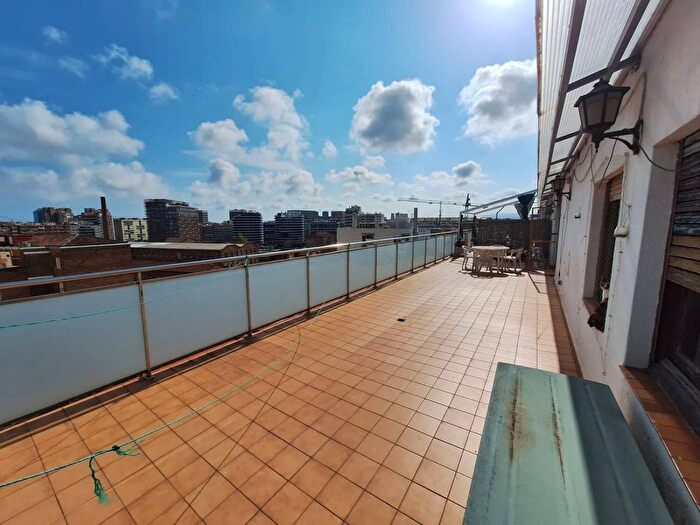 Casa en venta en Cataluña, Barcelona de 5 habitaciones