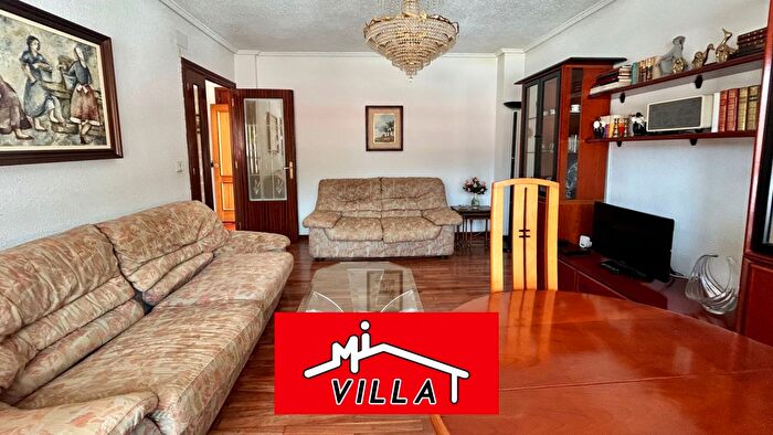 Casas en venta y pisos alquiler - 1