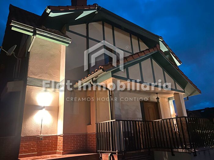 Casa en venta en Otañes Talledo, CastroUrdiales de 3 habitaciones