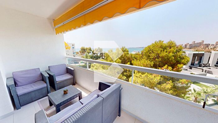 Piso en venta en Playa Muchavista, El Campello de 3 habitaciones