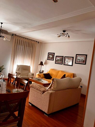 Casas en venta y pisos alquiler - 2