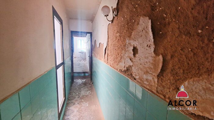 Casas en venta y pisos alquiler - 2