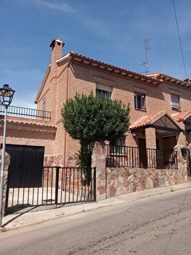Casa en venta en Nombela, Toledo de 3 habitaciones