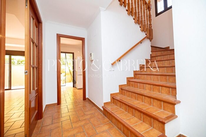 Casas en venta y pisos alquiler - 3
