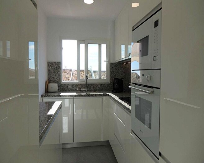 Casas en venta y pisos alquiler - 2