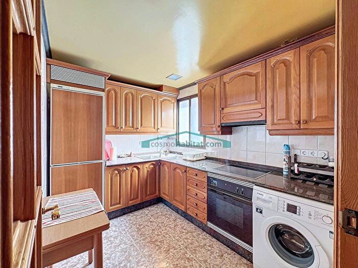 Casas en venta y pisos alquiler - 3