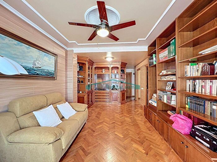 Piso en venta en Comunitat Valenciana, València de 2 habitaciones