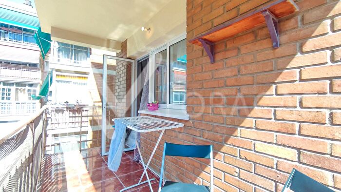 Casas en venta y pisos alquiler - 2