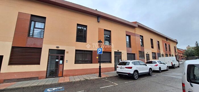 Casas en venta y pisos alquiler - 1