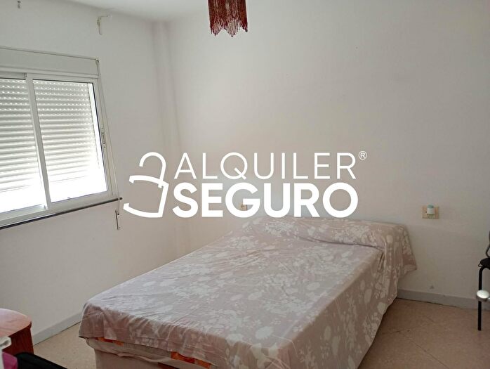 Piso en alquiler en Bailén Miraflores, Los Castillejos La Trinidad de 3 habitaciones