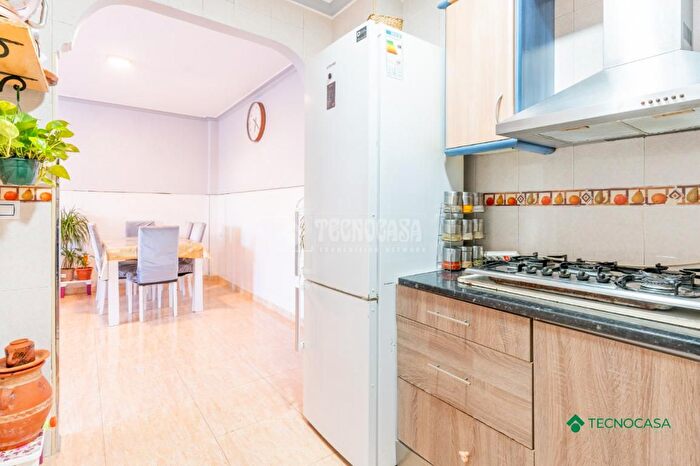 Casas en venta y pisos alquiler - 2
