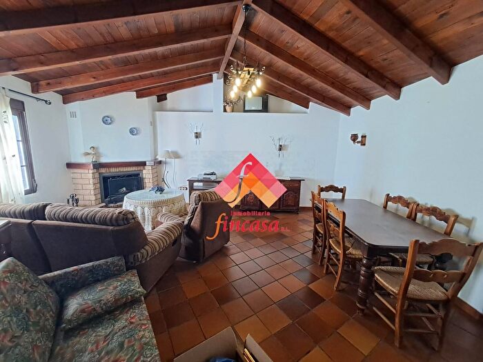 Casa en venta en Benaoján, Málaga de 4 habitaciones
