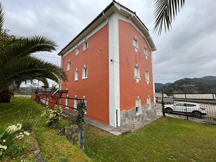 Casas en venta y pisos alquiler - 3