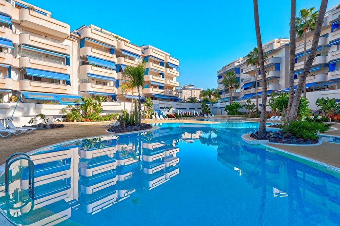 Piso en venta en Los Cristianos, Arona de 4 habitaciones