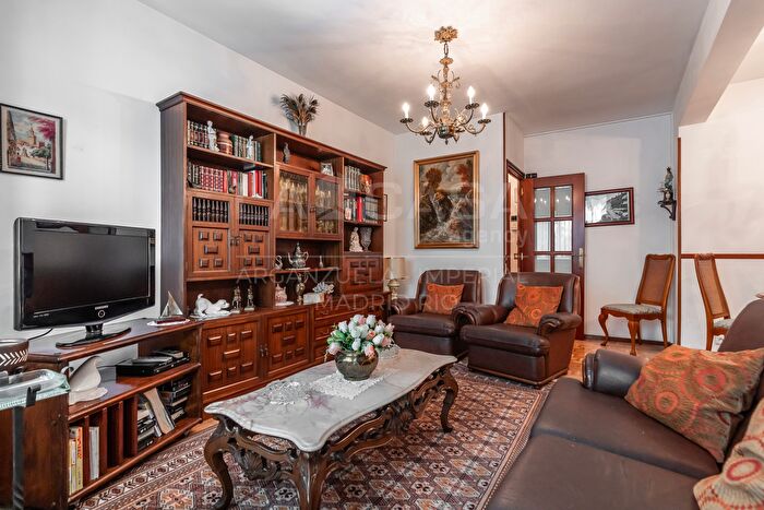 Piso en venta en Arganzuela, Imperial de 3 habitaciones