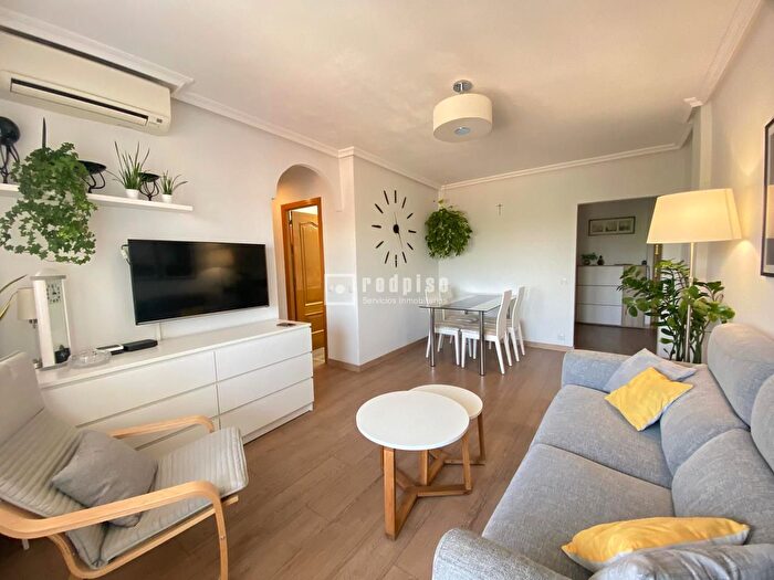 Casas en venta y pisos alquiler - 2