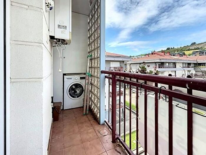 Casas en venta y pisos alquiler - 2