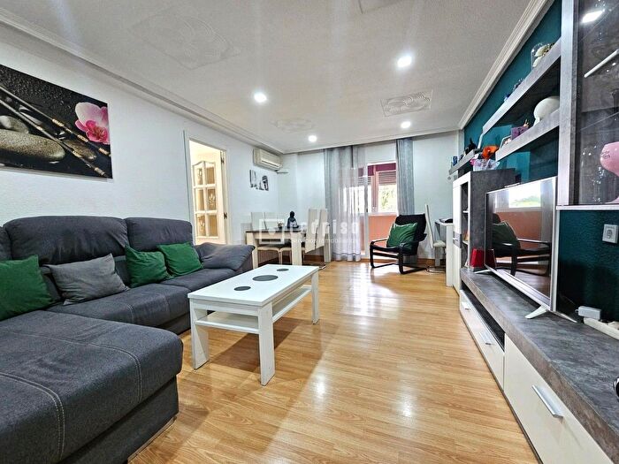 Casas en venta y pisos alquiler - 2