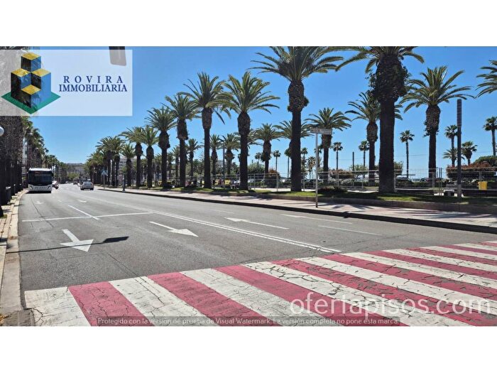 Piso en venta en Platja de Llevant, Salou de 4 habitaciones