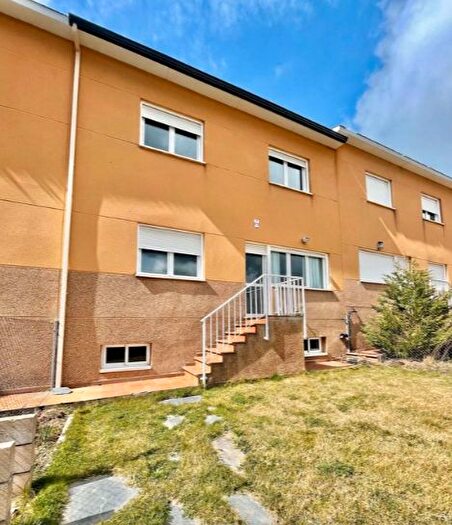 Casas en venta y pisos alquiler - 2