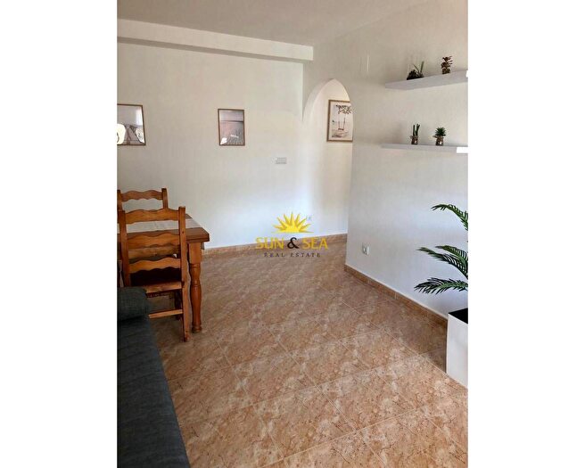 Casas en venta y pisos alquiler - 2