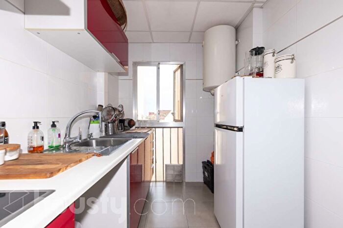 Casas en venta y pisos alquiler - 2
