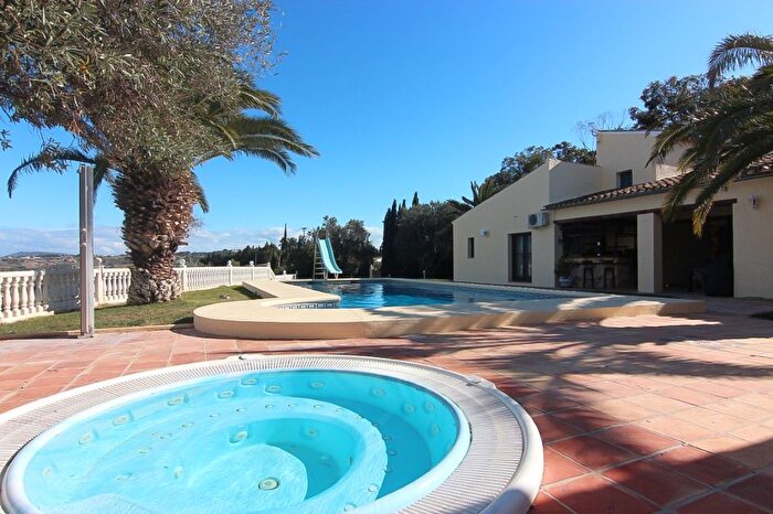 Casa en venta en Benissa pueblo, Benissa de 7 habitaciones