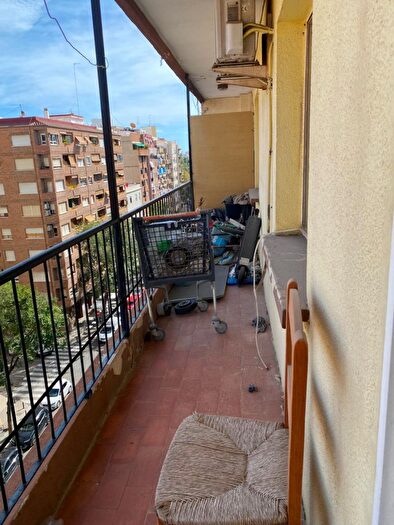 Piso en venta en Campanar, Les Tendetes Avenida Burjassot de 3 habitaciones