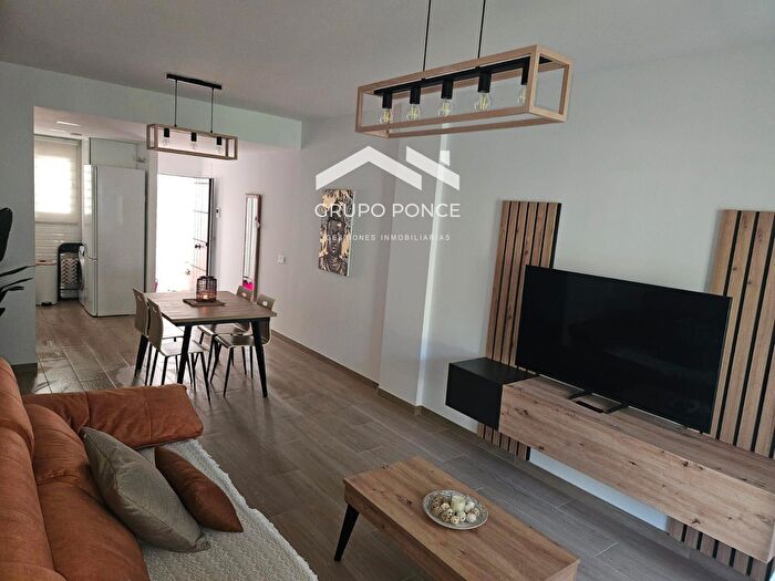 Casas en venta y pisos alquiler - 2