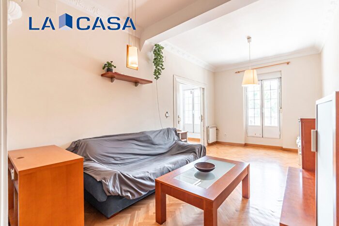 Casas en venta y pisos alquiler - 1