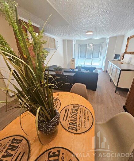 Casas en venta y pisos alquiler - 1