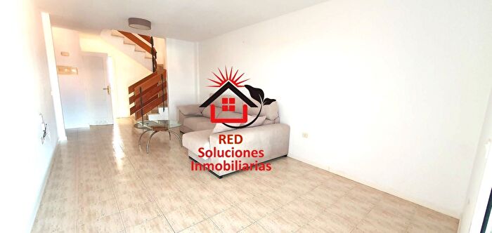 Casas en venta y pisos alquiler - 3