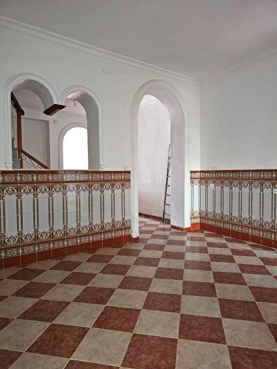 Casas en venta y pisos alquiler - 1