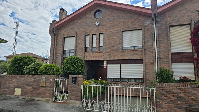 Casas en venta y pisos alquiler - 1