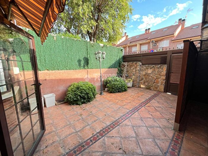 Casas en venta y pisos alquiler - 2