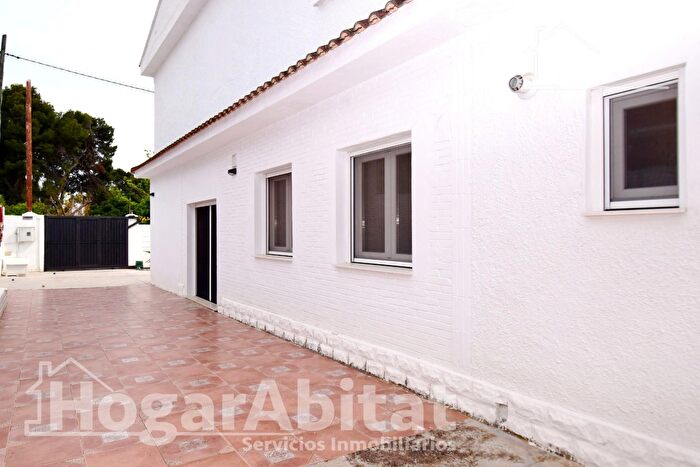 Casas en venta y pisos alquiler - 2