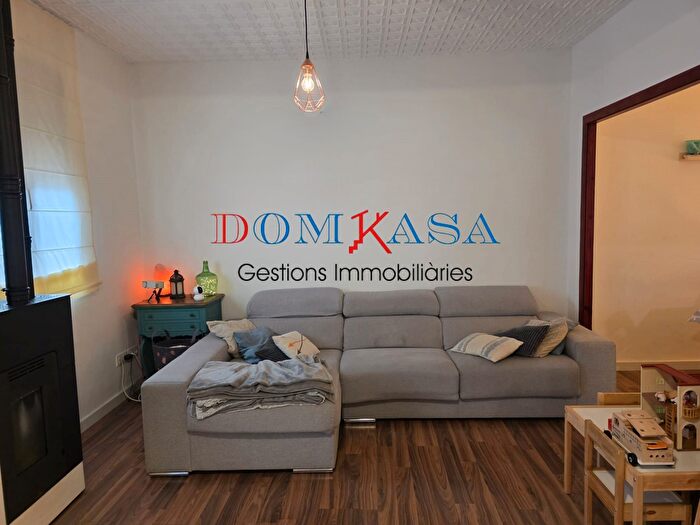 Casas en venta y pisos alquiler - 1