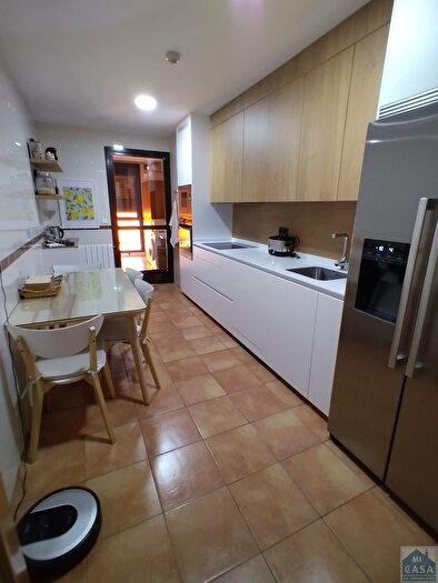 Casas en venta y pisos alquiler - 2