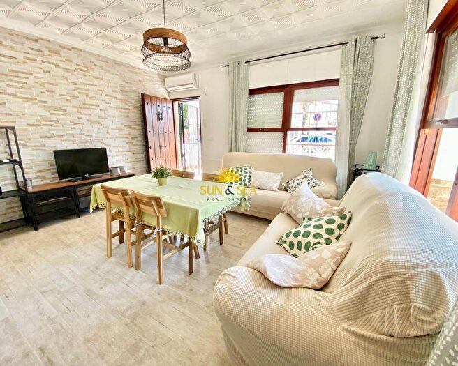 Casas en venta y pisos alquiler - 1