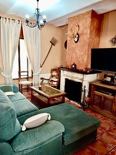 Casas en venta y pisos alquiler - 2