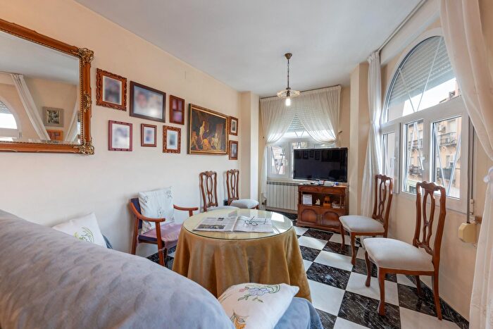 Casa en venta en La Zubia Ciudad, La Zubia de 4 habitaciones
