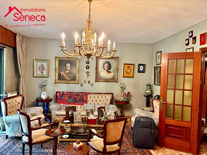 Casas en venta y pisos alquiler - 1